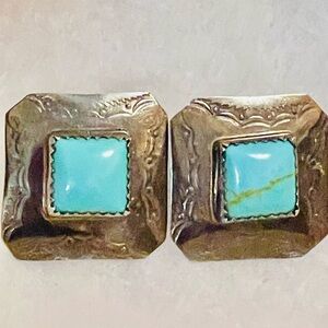 VTG NATIVE AMERICAN NAVAJO STERLING TURQUOISE EARRINGS